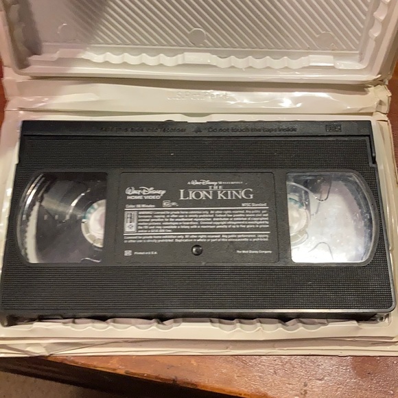 The Lion King Masterpiece Edition VHS #2977 - Picture 4 of 4